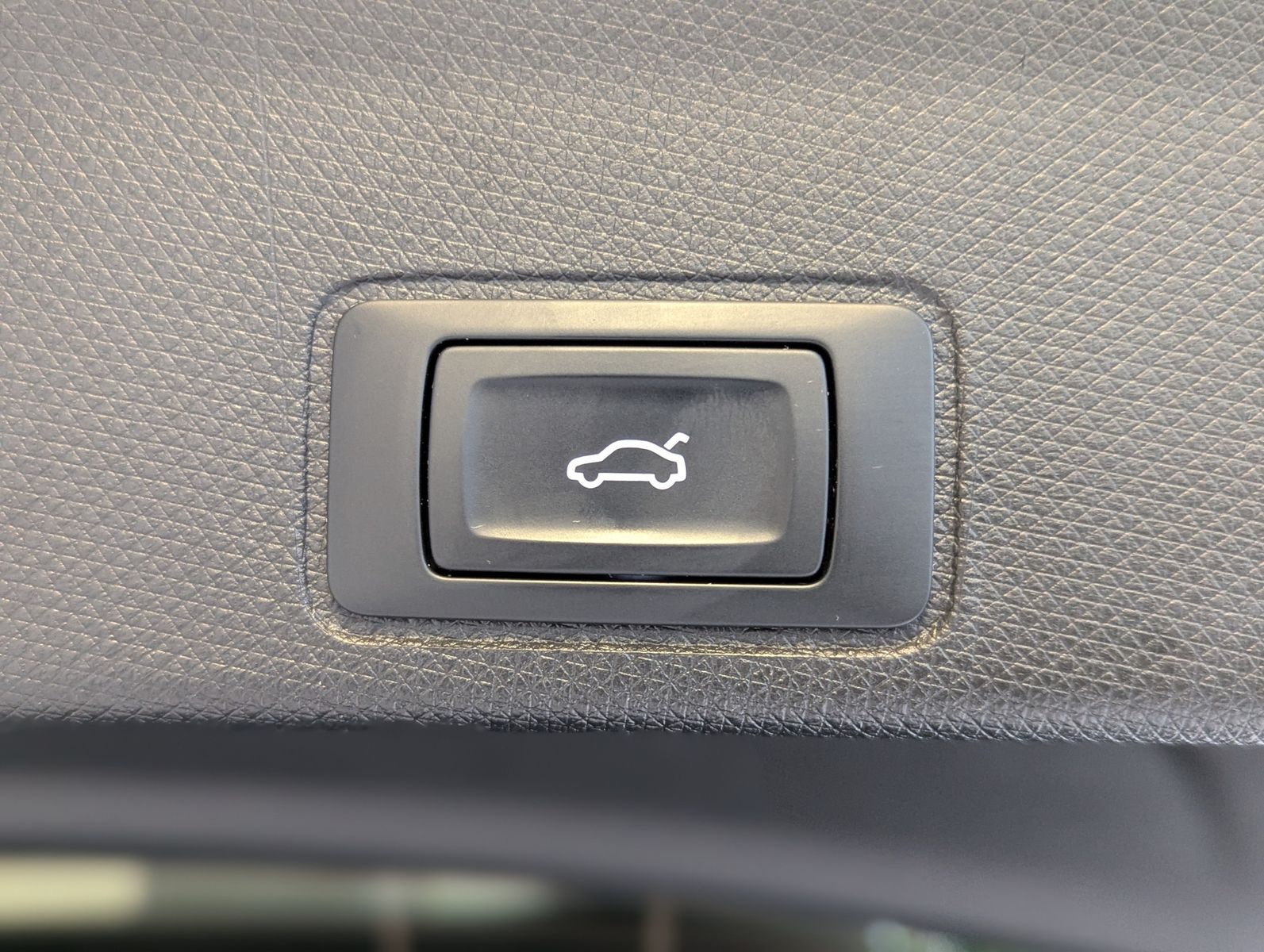 CUPRA Terramar 1.5eTSI HUD DCC Matrix Pano Sennh. 20" - Image 18