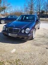 Mercedes-Benz E 320 AVANTGARDE Avantgarde - Mercedes-Benz E 320 aus 1999