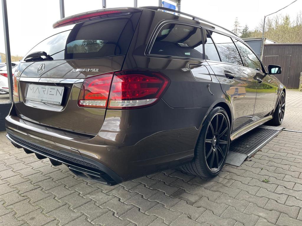 Mercedes-Benz E 63 AMG