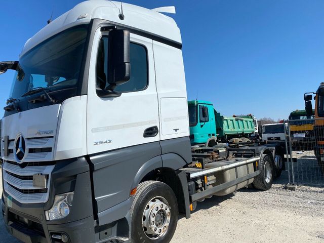 Mercedes-Benz Actros 4 3-Achser BM 963 2542 OM471 6x2 Fg