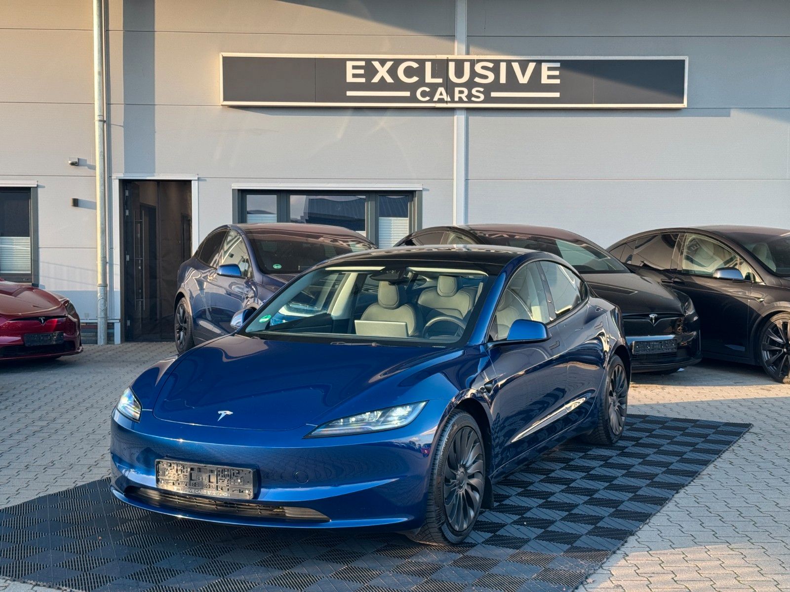 Tesla MODEL 3 HIGHLAND / AI COMPUTER 4 AMD RYZEN /