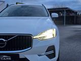 Volvo XC60 B4 Momentum Pro AWD*NAVI*LED*AHK*ATM 85 TKM - Volvo XC60 bis 25.000 Euro