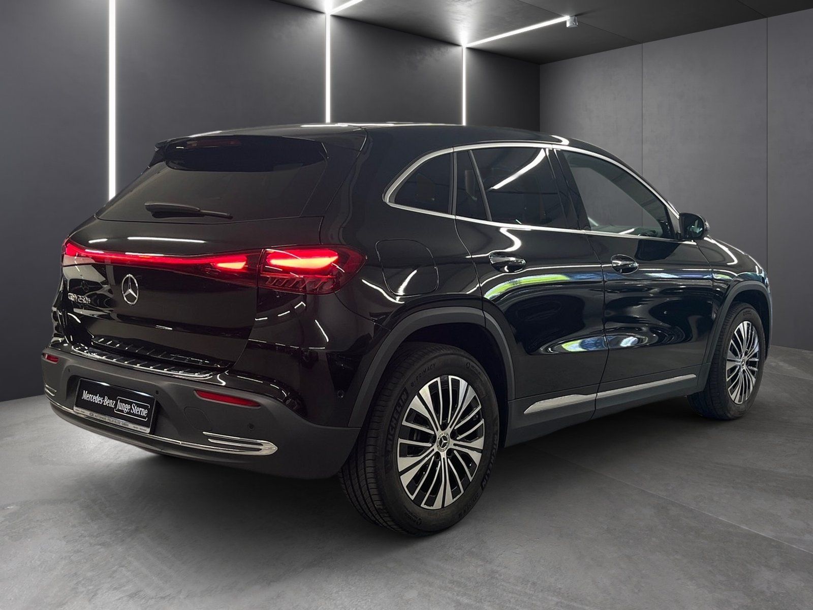Fahrzeugabbildung Mercedes-Benz EQA 250+ Electric Art*360°*Distronic*Totwink*LED