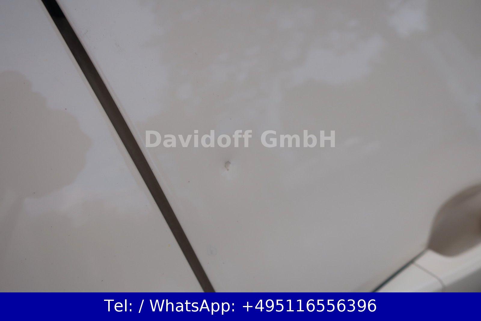 Opel Zafira 2015 — photo 18