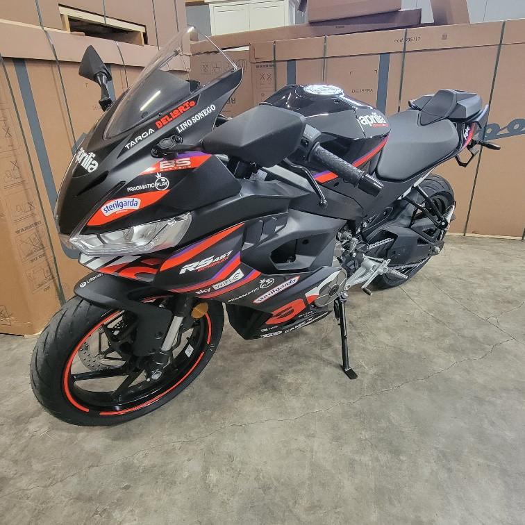 Aprilia RS 457 GP Replica Versand 2026er