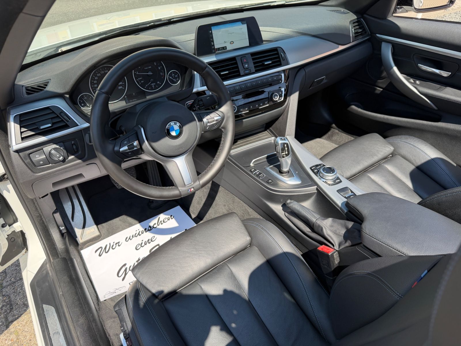 Fahrzeugabbildung BMW 420 i Cabrio M SPORT 1-HAND NAVI AUTOMATIK LED