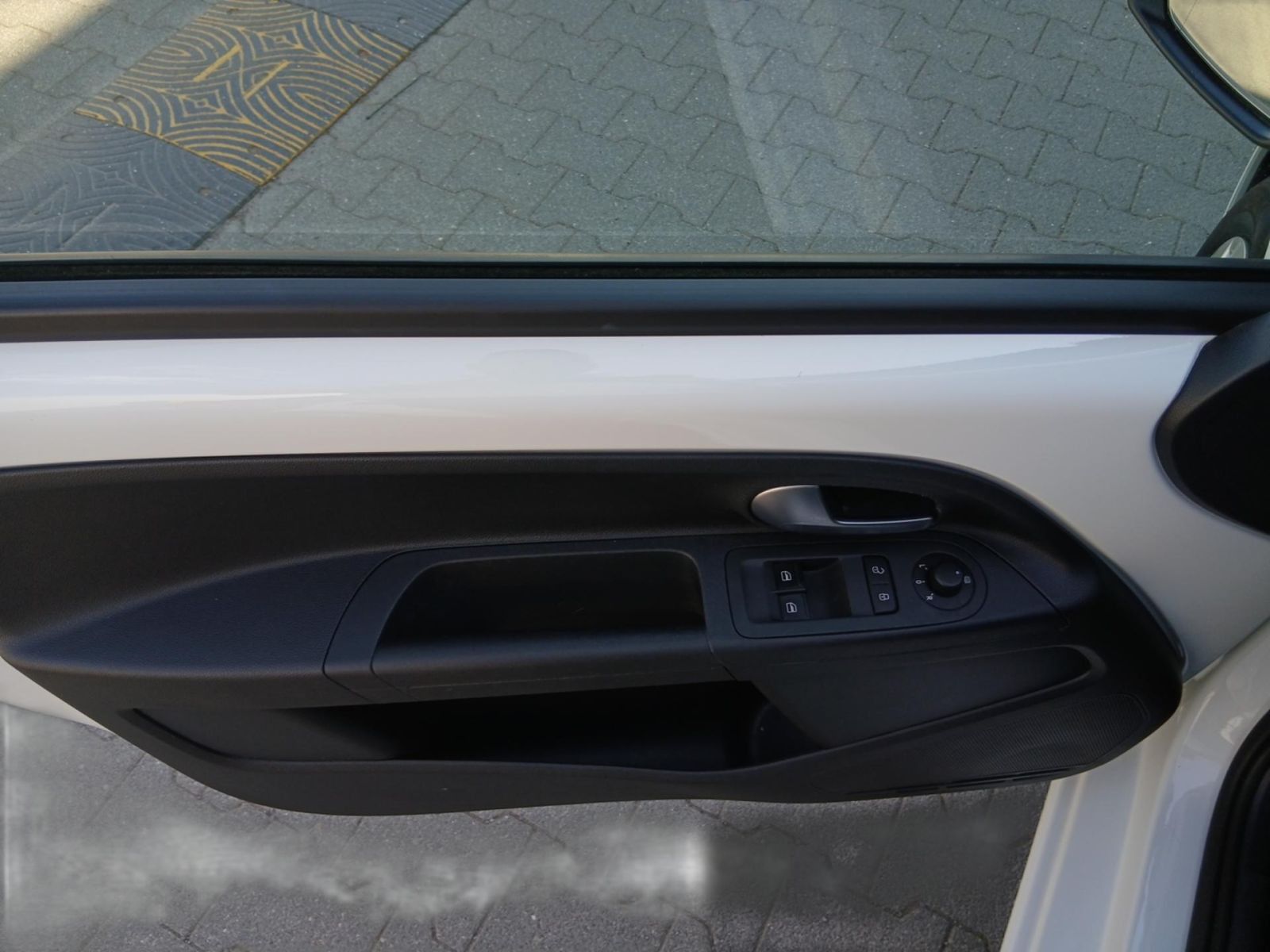 Volkswagen up! - Bild 18