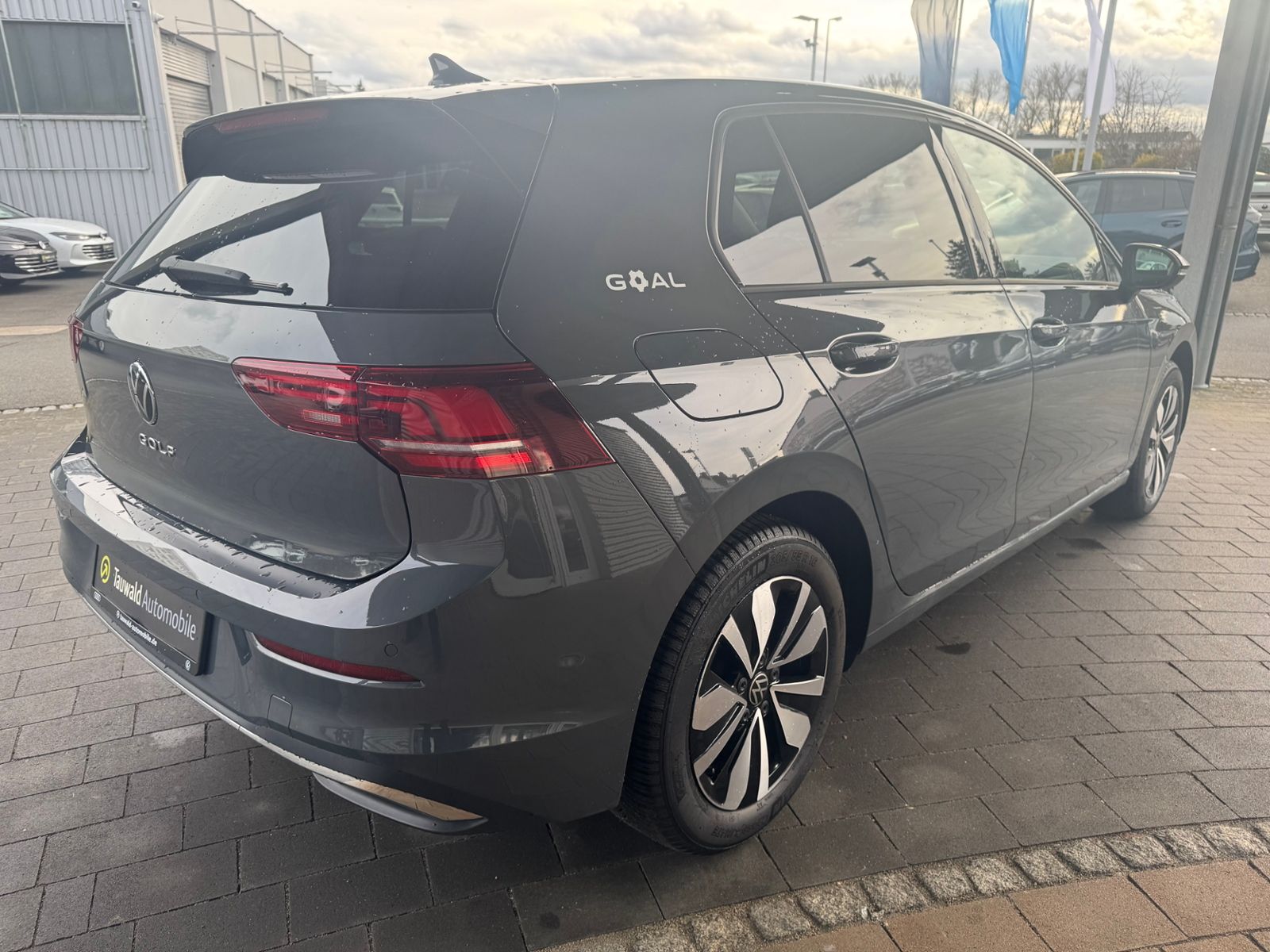 Volkswagen Golf - Bild 6