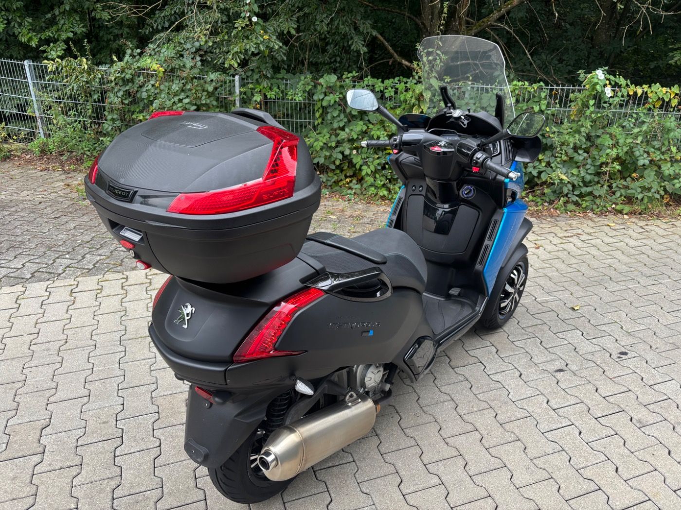Fahrzeugabbildung Peugeot Metropolis 400