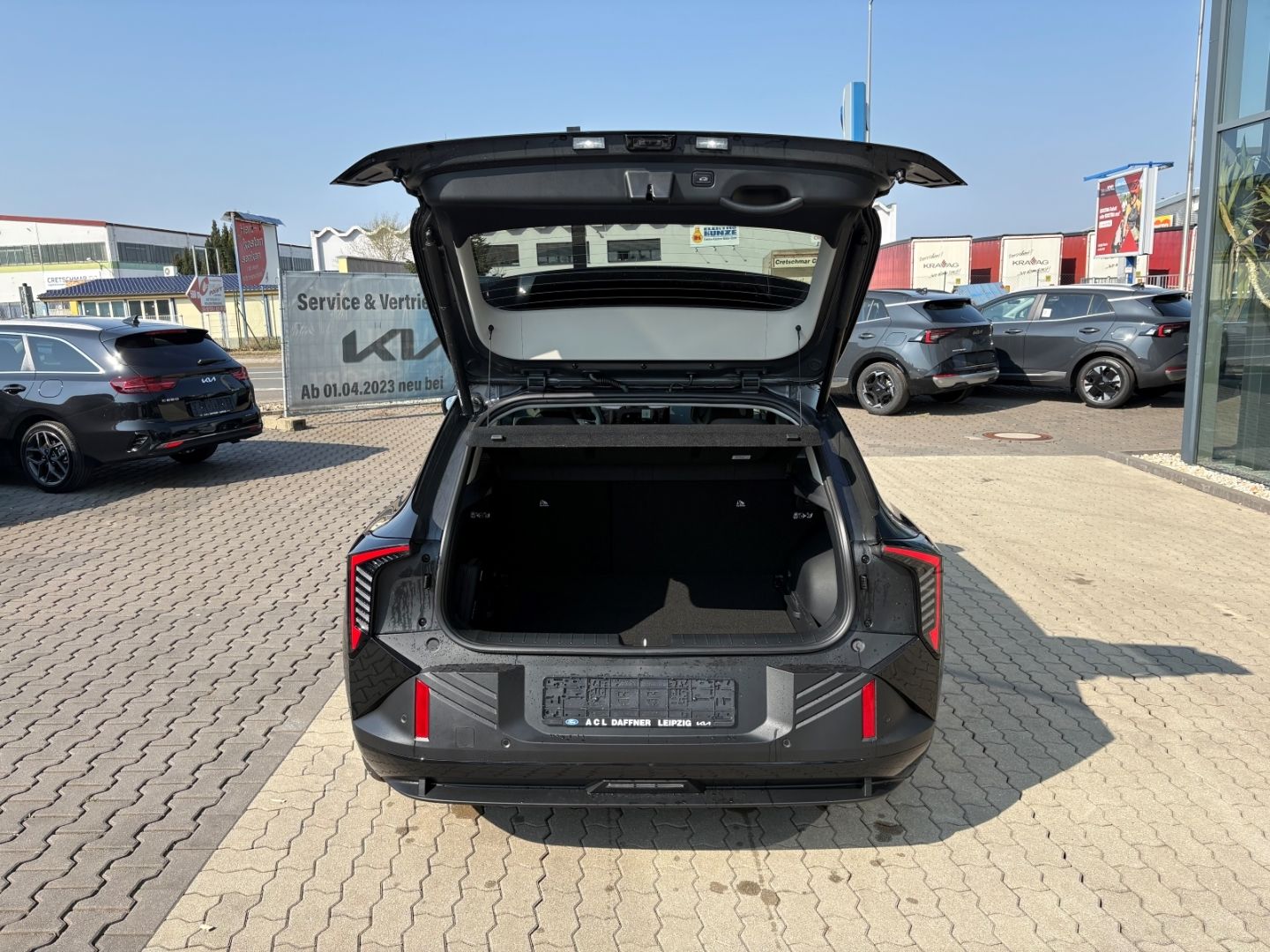 Fahrzeugabbildung Kia EV4 150 kW Earth NotBremsAss Leder 360°Kamera