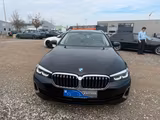 BMW 530d Touring Luxury Line /ACC/Pano/AHK/HuD/HiFi - BMW 530 aus 2022
