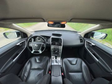 Volvo XC60 - 11