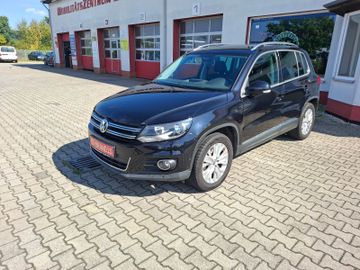 Volkswagen Tiguan - 2