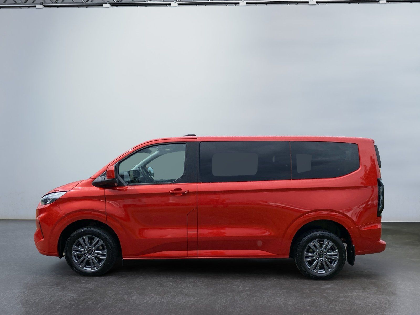 Ford Tourneo Custom Titanium 2.0 EcoBlue L1 TEMP+PDC foto 3