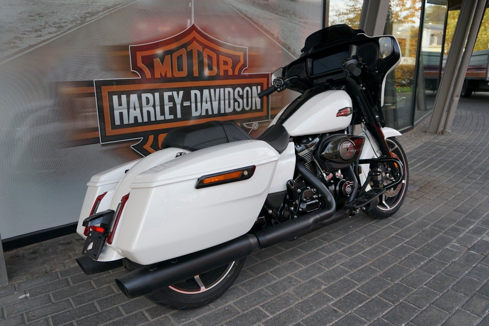 Fahrzeugabbildung Harley-Davidson Street Glide 117 FLHX MY25 - EX Demo