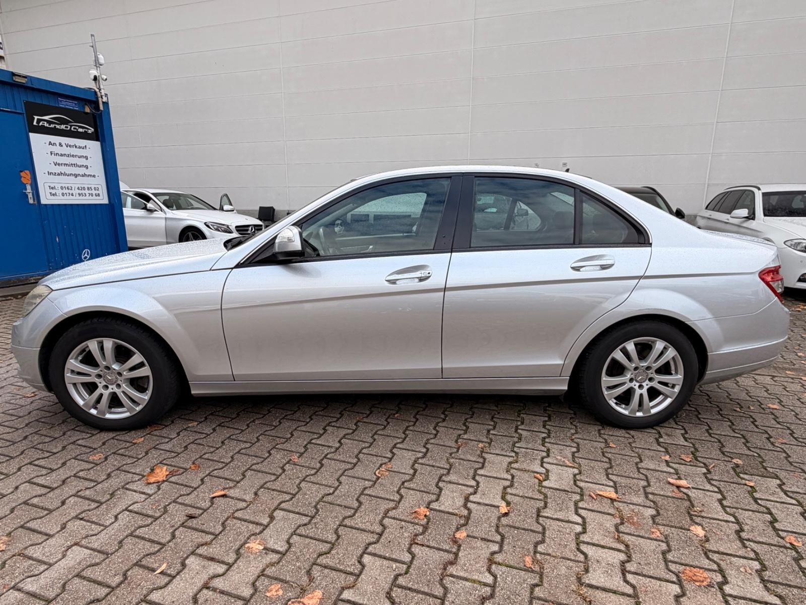 Mercedes-Benz C 230 /AHK/PDC/2HAND/SCHIEBEDACH/