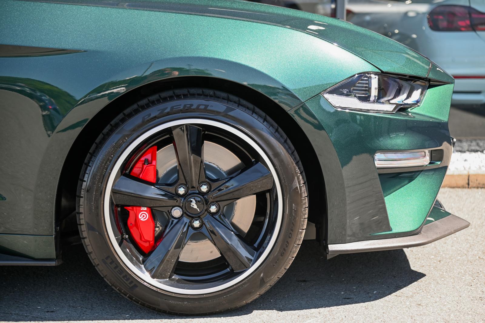 Ford Mustang 5.0 V8 BULLITT *Recaro Schalensitze !*