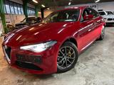 Alfa Romeo Giulia Super 2.0 Tb 200 Aut. - Alfa Romeo Giulia: Limousine