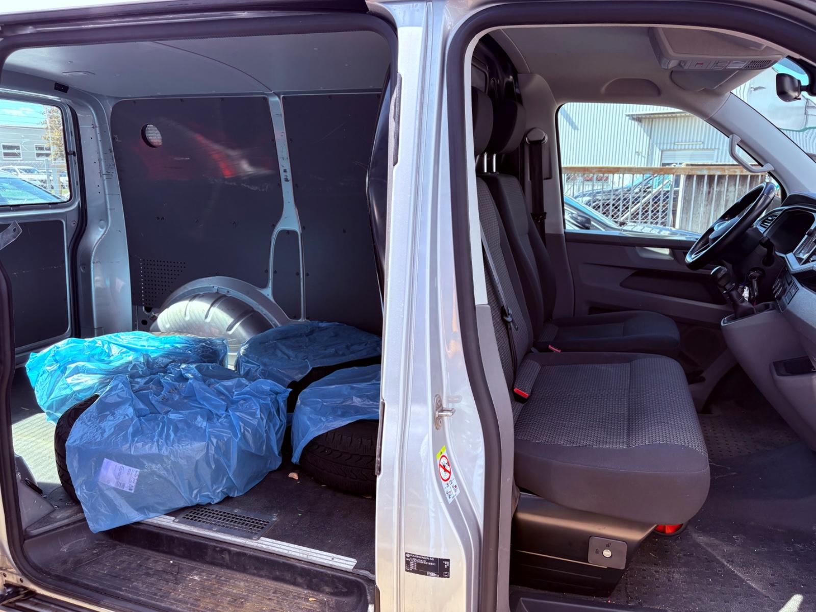 Volkswagen T6.1 Transporter 2.0 TDI Kasten|1.Hand|Navi|R-Ca
