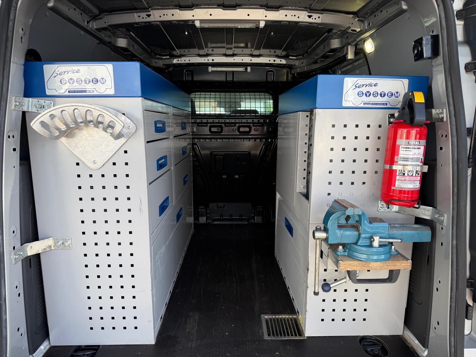 Ford Transit Connect Kasten Regale Automatik Navi