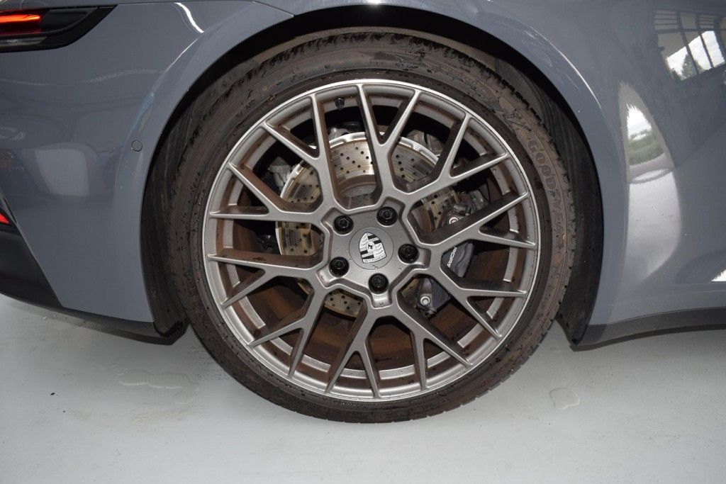 Porsche 992 Carrera Cabriolet unfallbeschädigt MatrixLed foto 14