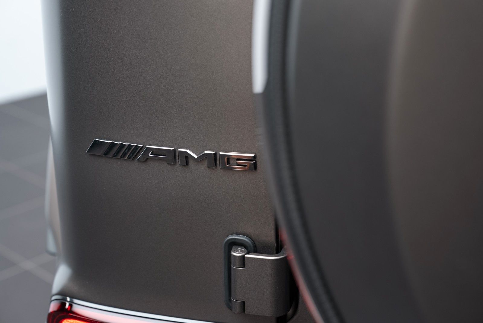 Fahrzeugabbildung Mercedes-Benz G63 A22/SUPERIOR/CARBON/MY 2026