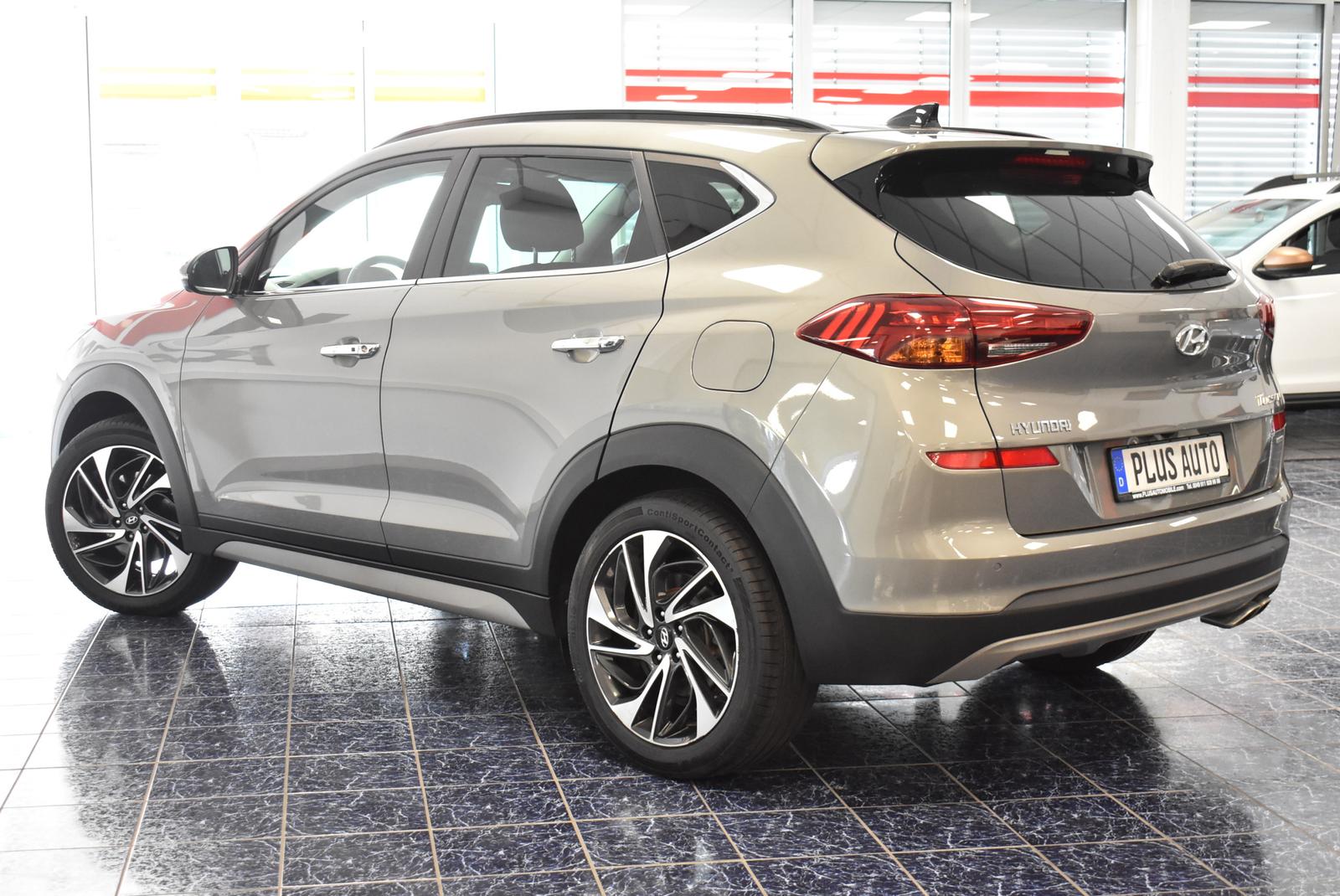 Hyundai Tucson Premium Mild-Hybrid 4WD Navi Panorama PDC