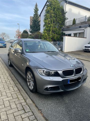 BMW 318i -