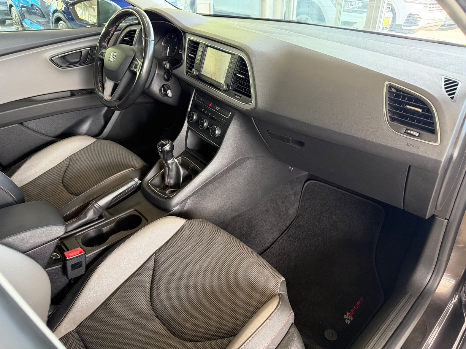 Fahrzeugabbildung SEAT Leon ST X-Perience 4Drive