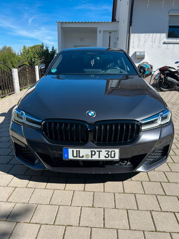 Image of BMW 530