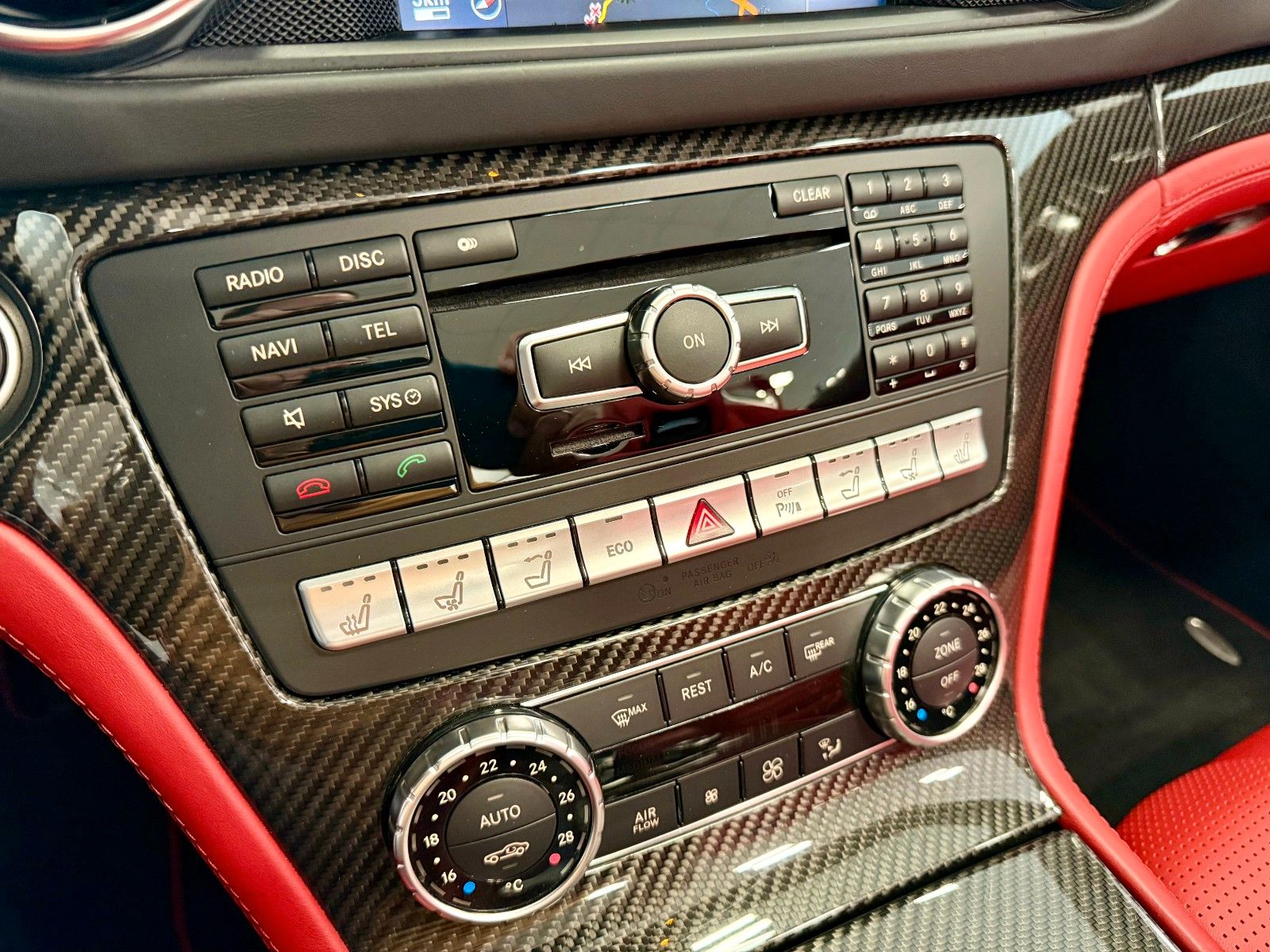 Fahrzeugabbildung Mercedes-Benz SL 63 AMG Edition 1 Performance/Designo/Carbon