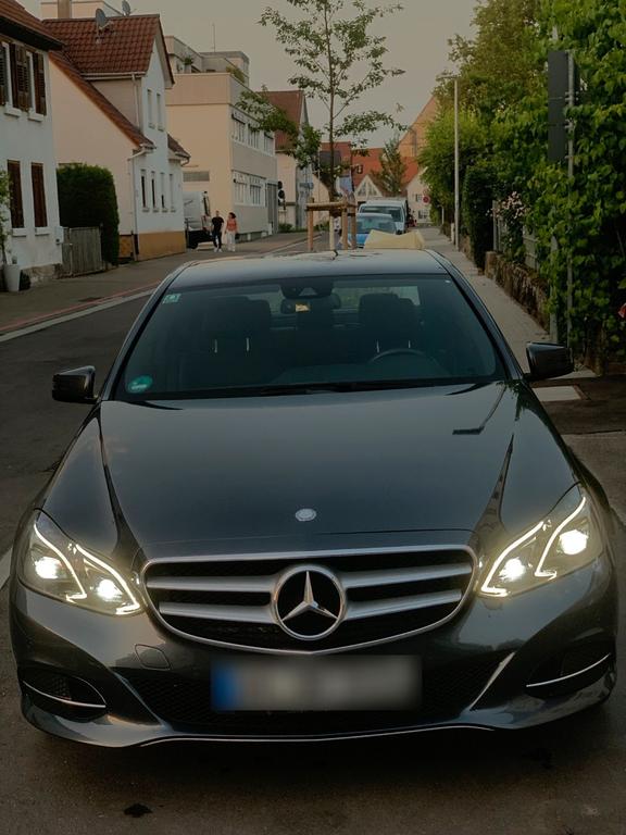 Mercedes-Benz E 200