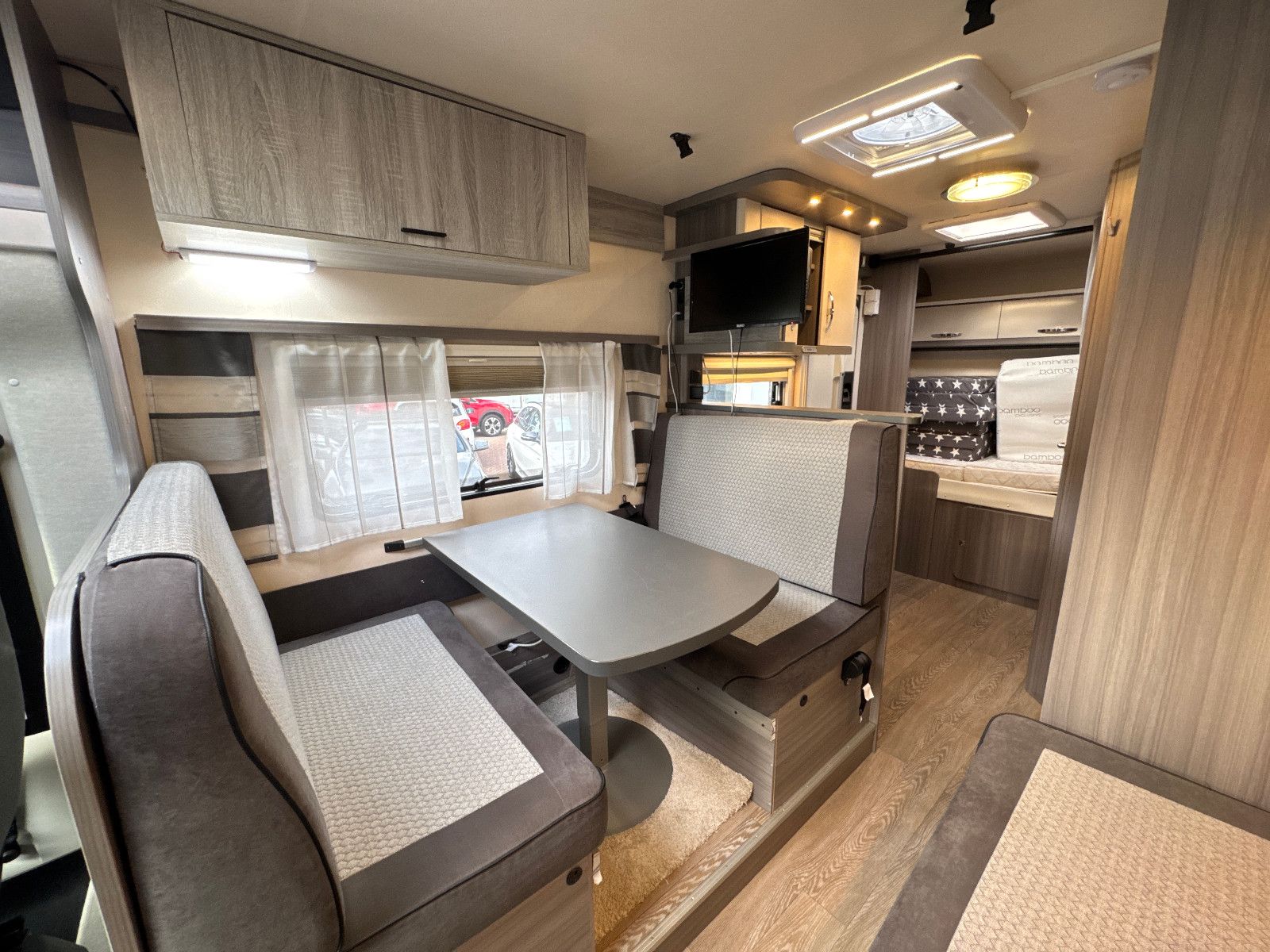 Fahrzeugabbildung Hobby T 65 HKM OPTIMA ON TOUR IC-LINE MAXXAIR BEARLOCK