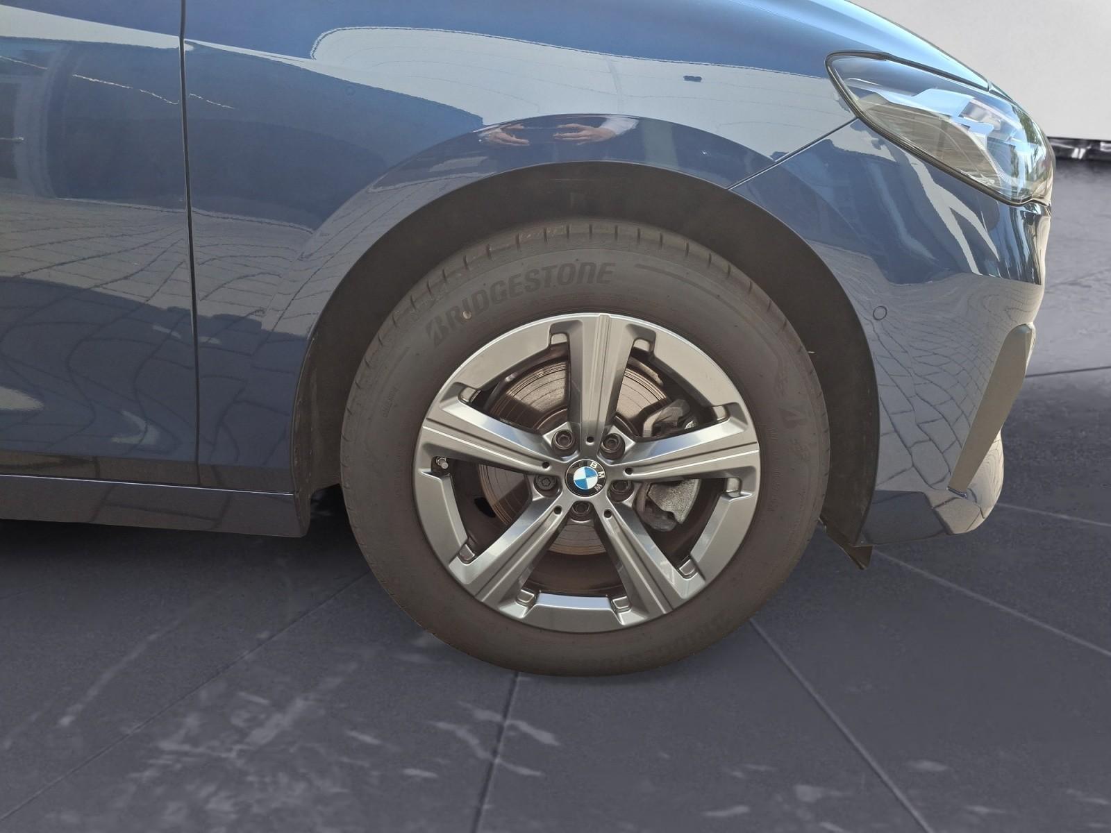 BMW 220 Active Tourer 220i Active Tourer Steptronic DCT Premium Paket, миниатюра 7