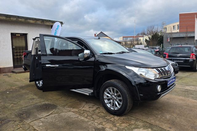 Mitsubishi L200 Plus Club Cab 4WD+RÜCKFAHRKAMERA+AHK+TEMPOM