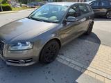 Audi A3 Sportback 1.6 TDI Attraction Klima,PDC,SHZ - Audi A3 aus 2012: TDI