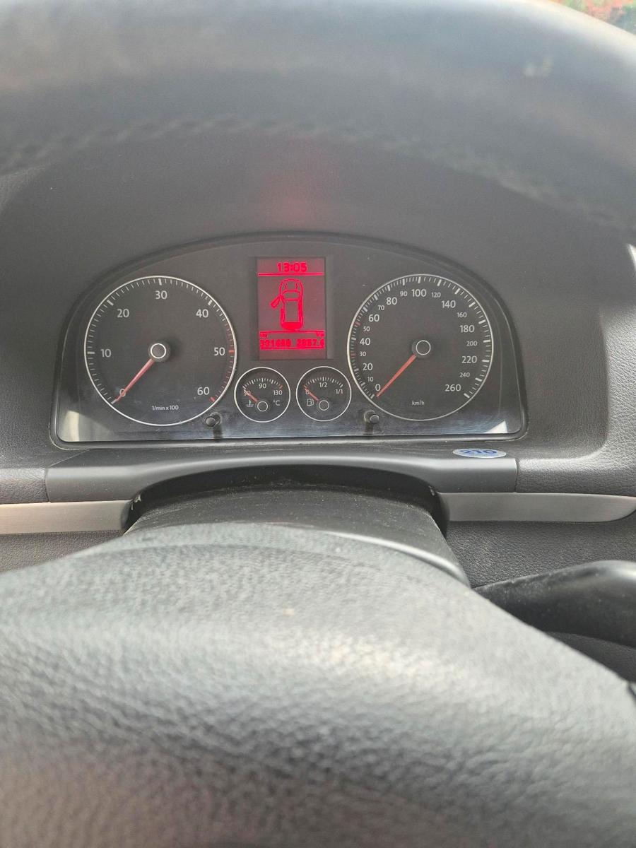 Volkswagen Touran 2006 — photo 6