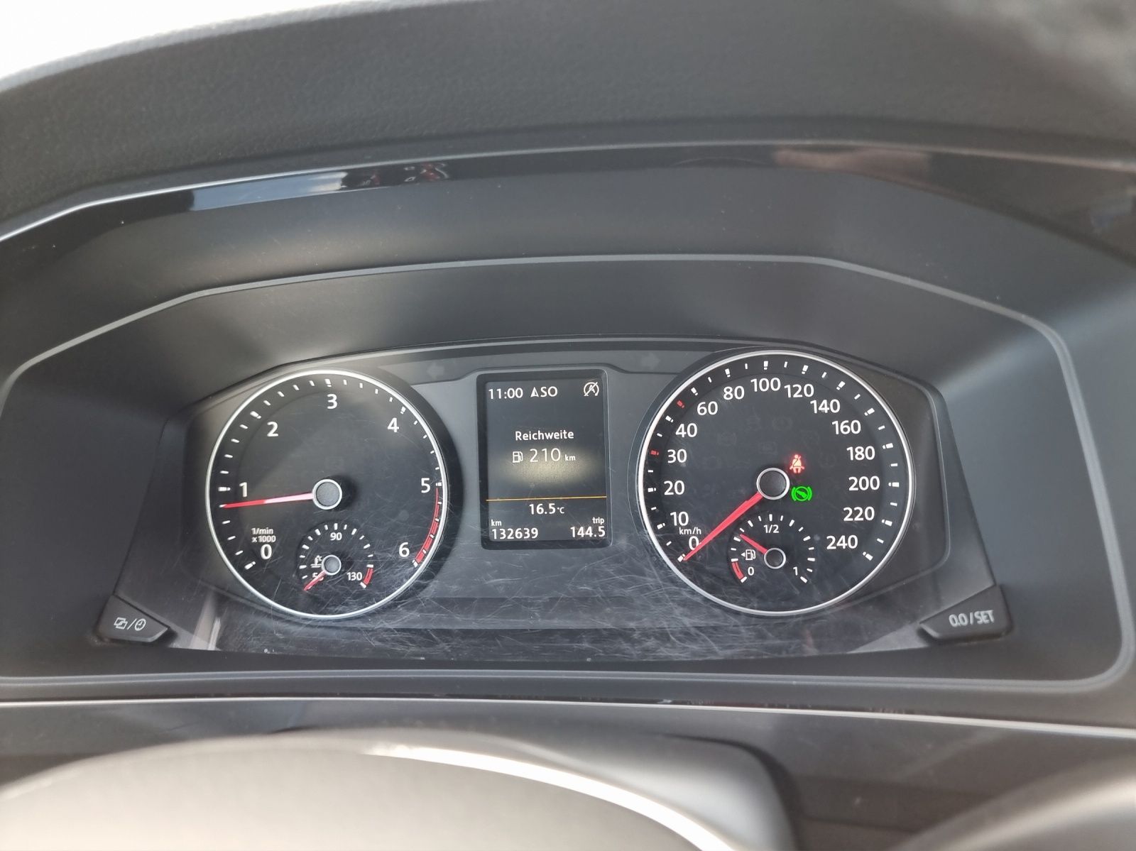 Fahrzeugabbildung Volkswagen T6 Multivan TDI DSG Comfortline LEDER STH 7-SITZ