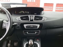 Fahrzeugabbildung Grand Scenic III BOSE Edition 1.2 TCe 130