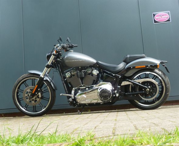 Harley-Davidson Softail Breakout 114 FXBRS