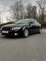 Audi A4 3.2 FSI multitronic - - Audi A4: Grün, Leder