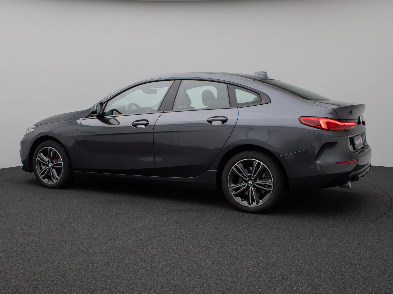 Fahrzeugabbildung BMW 220i Gran Coupé xD Sport Line HUD DAB Panorama