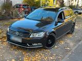 Volkswagen VolksWagen PASSAT B7 HighLine 1,8 TSI Sche... - Volkswagen Passat aus 2011: Kombi, Highline
