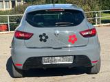 Renault Clio IV Limited - graue Renault Clio