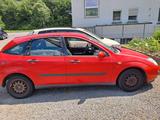 Ford Focus 1.6 Ambiente Autom. Ambiente - Ford Focus aus 2000: Kombi