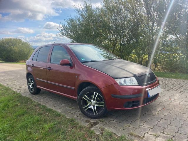 Skoda Fabia 1.4 75PS EZ 06/2005 - TÜV bis ...