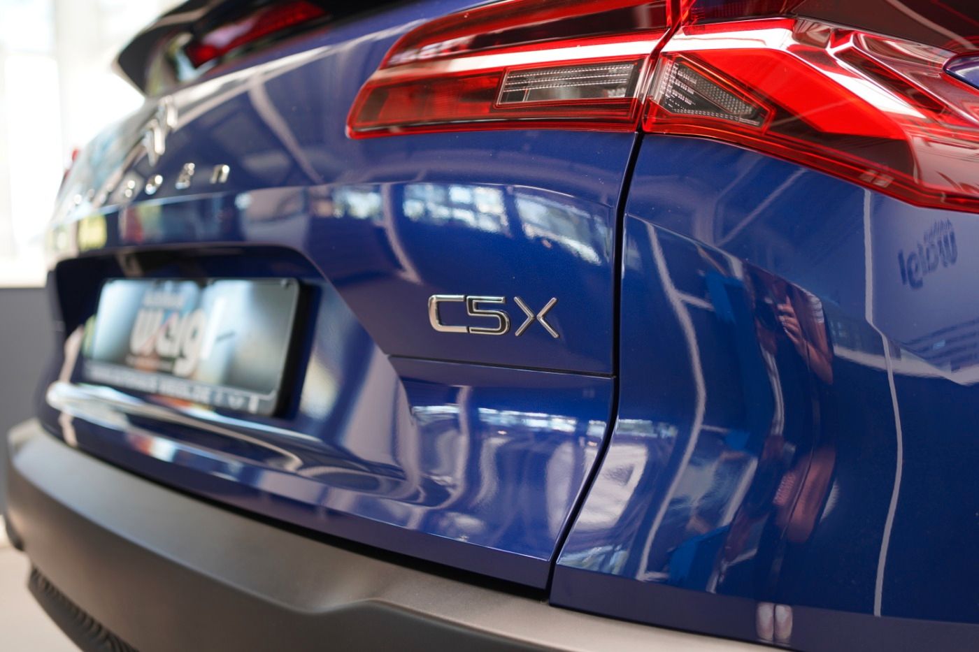 Fahrzeugabbildung Citroën C5 X PureTech 180 EAT8 Shine Pack Automatik Navi