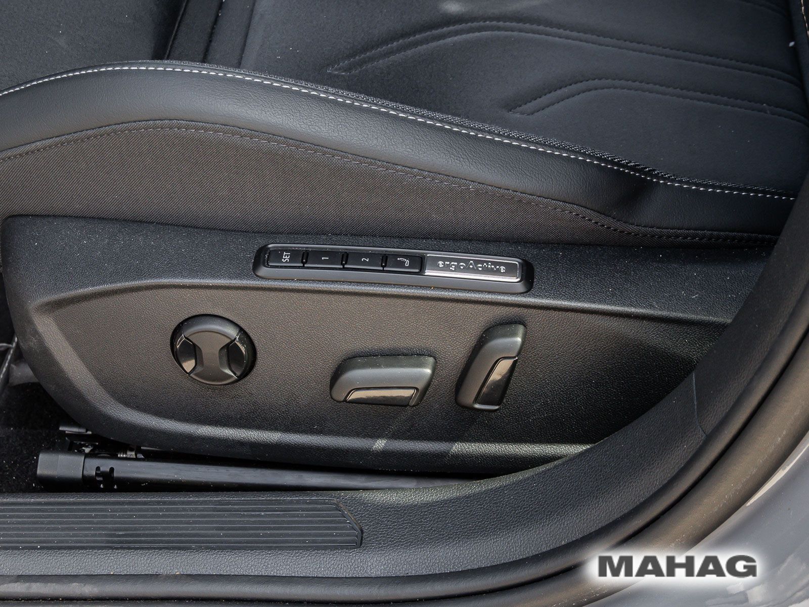 Volkswagen Golf - Bild 24