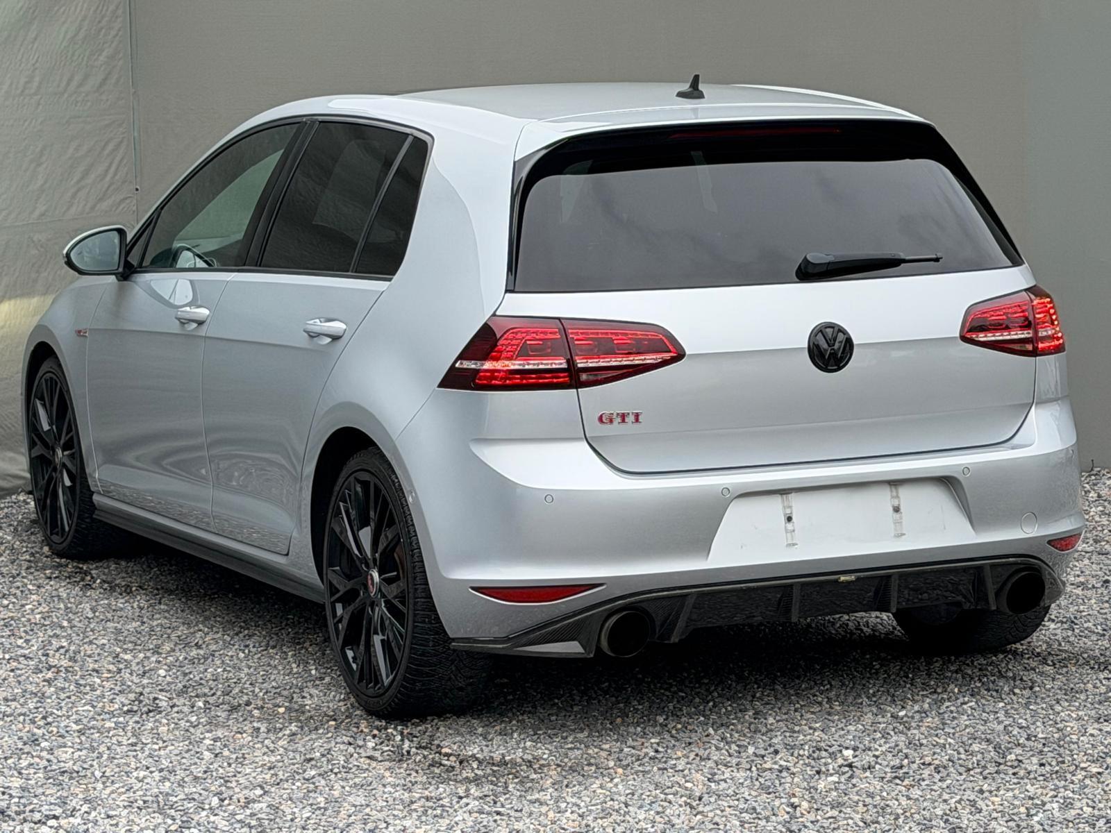 Volkswagen Golf VII Lim. GTI Performance + JP PERFORMANCE +