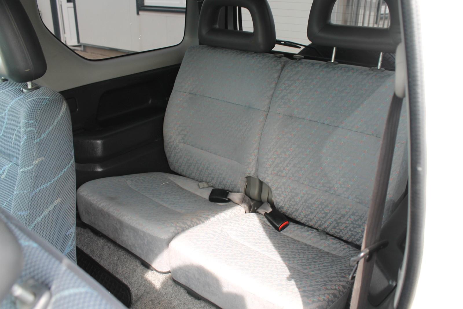 Suzuki Jimny 4x4 1.3 82ch - Climatisation - Attelage - Vitres éléctrique - Centralisé